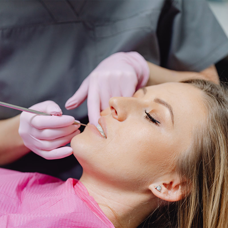 Zahnarztpraxis-Roetgen-Professionelle Zahnreinigung